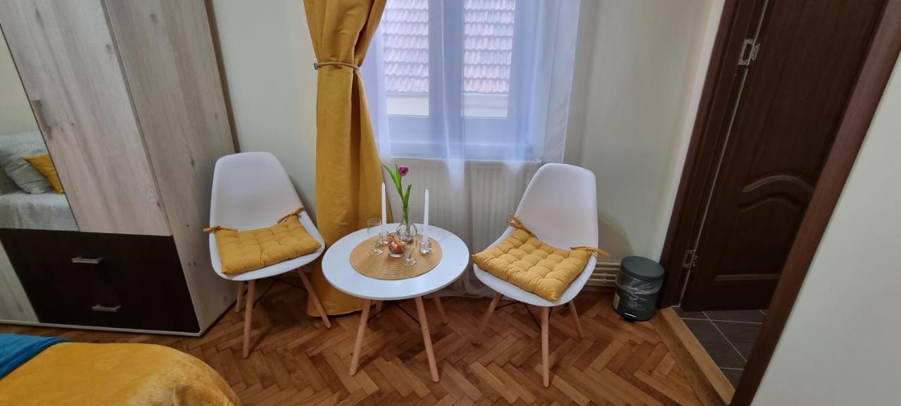 Happy Mood Apartments Brașov Exterior foto