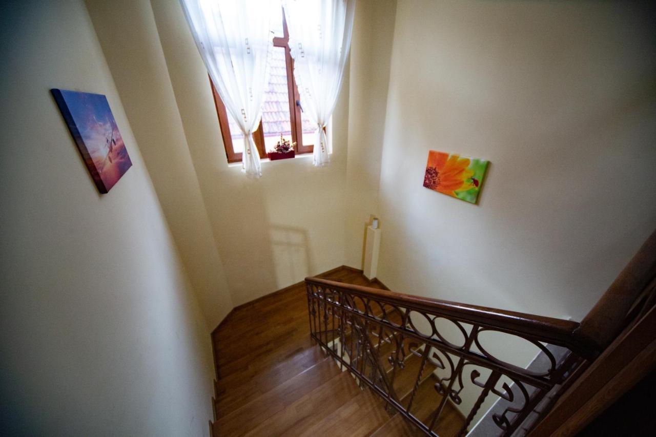 Happy Mood Apartments Brașov Exterior foto